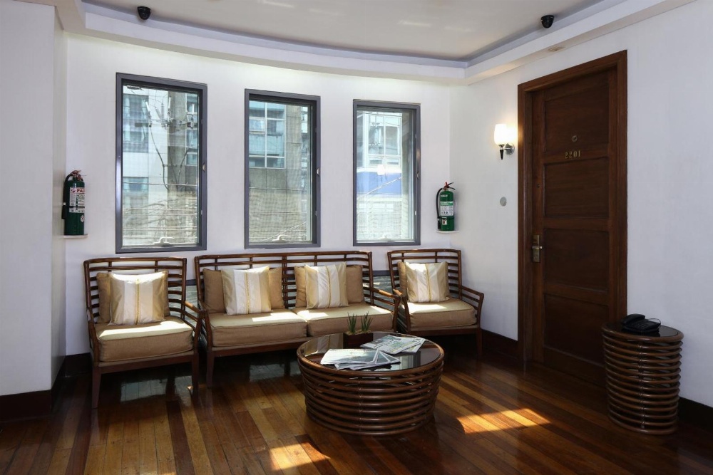 Manila Lotus Hotel Main image